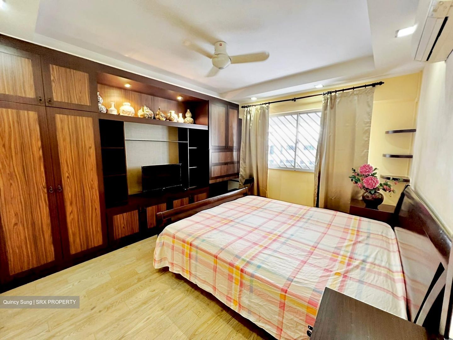 Hougang Avenue 6 (Hougang),  #389728761